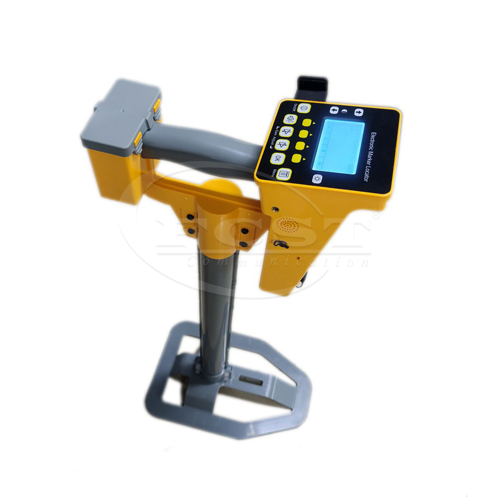 FCST-UML9000 77.0 KHz 83.0 KHz 101.4 KHz Underground Marker Locator